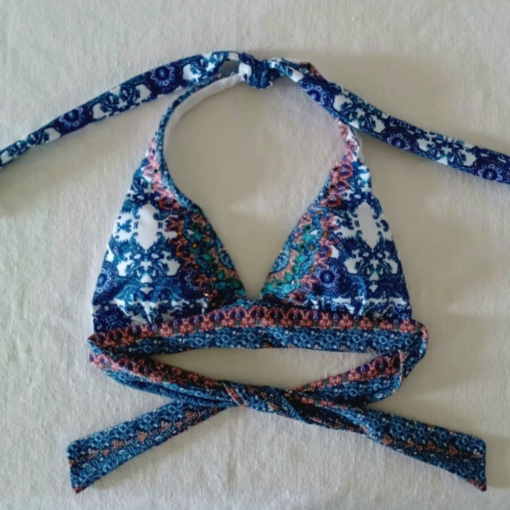 VENUS Sash Halter Bikini Top, size A